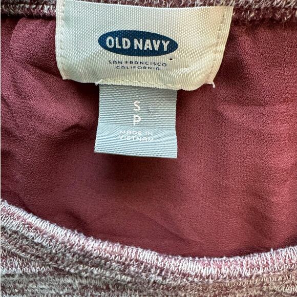 Old Navy Tulip Back Getting Figgy Maroon Pullover Knit Sweater Women's Small - Picture 10 of 10